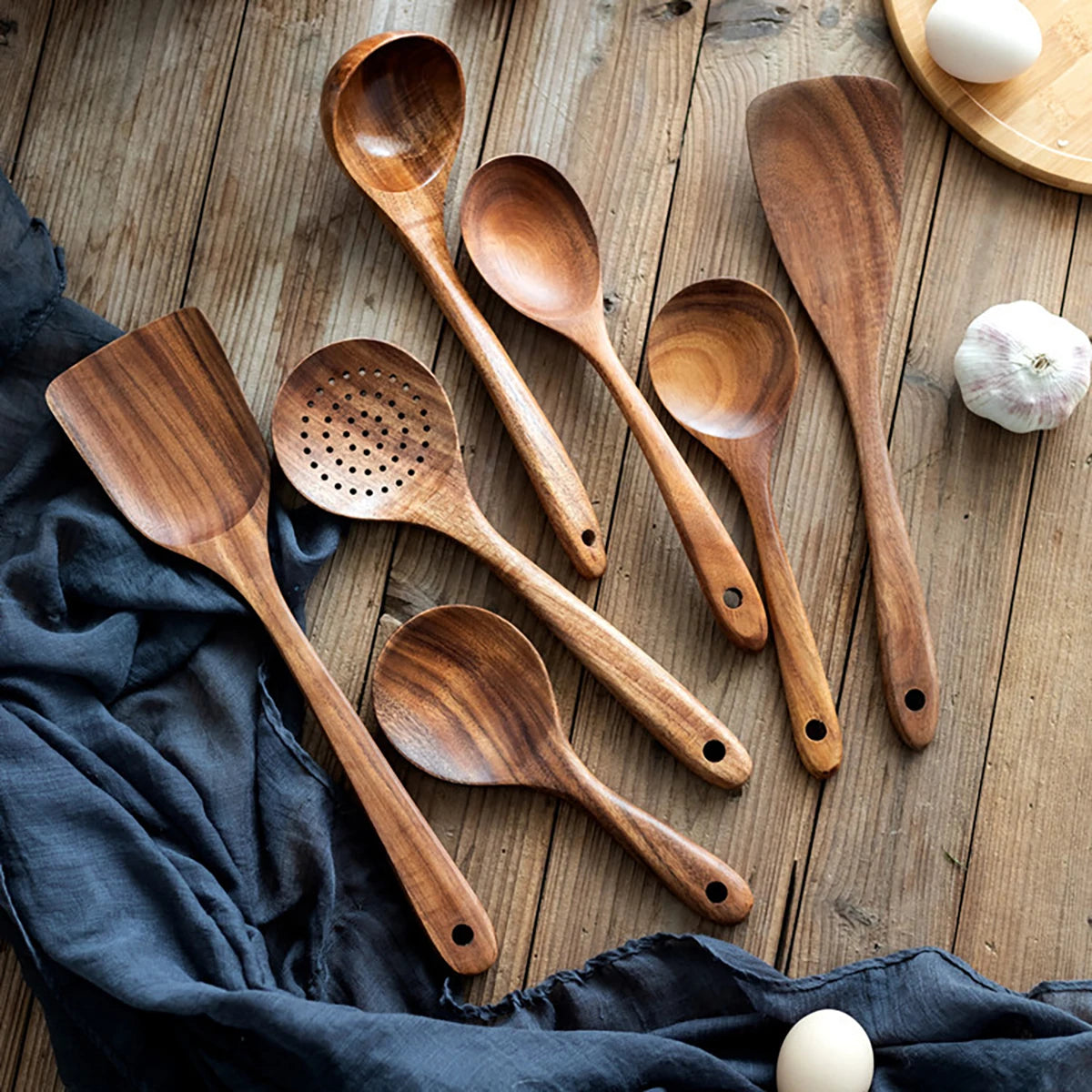 Wooden kitchen utensil set