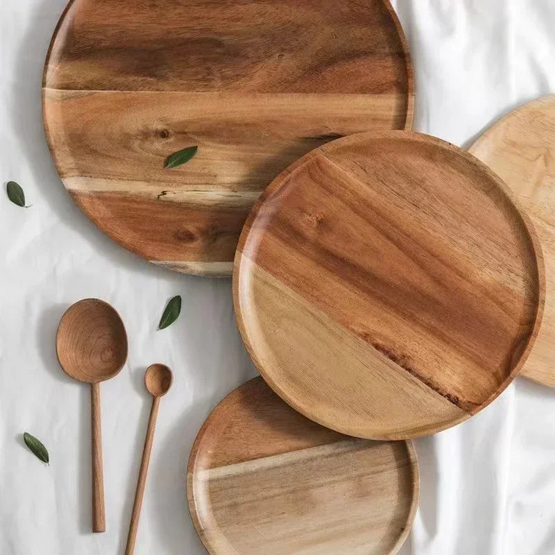 Round wooden trays – Natural and clean style 