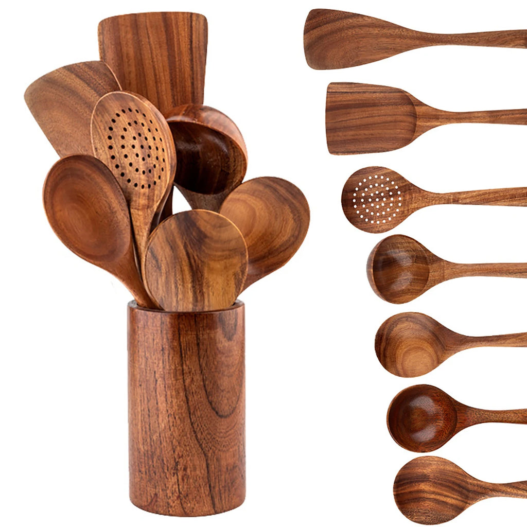 Wooden kitchen utensil set