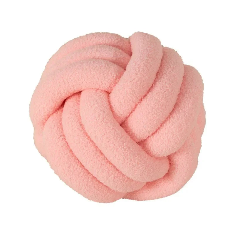 Knotted ball-shaped cushion